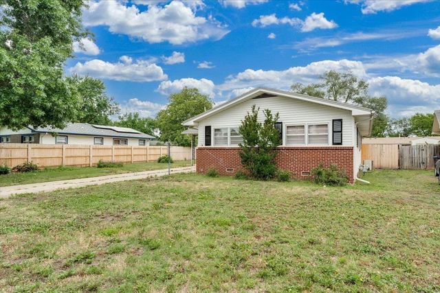 1410 W Dallas St, Wichita, KS 67217
