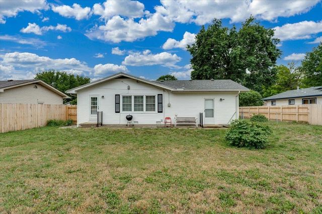 1410 W Dallas St, Wichita, KS 67217