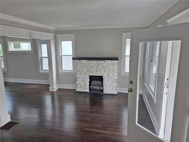 3923 College Avenue, Kansas City, MO 64130