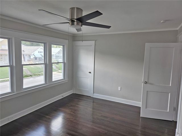 3923 College Avenue, Kansas City, MO 64130
