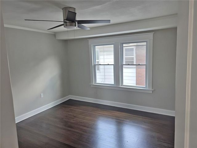 3923 College Avenue, Kansas City, MO 64130