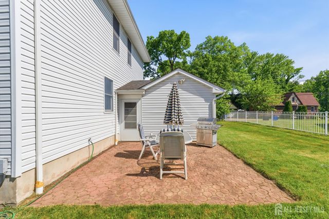 28 Wadsworth Avenue, Metuchen, NJ 08840
