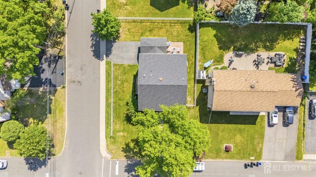 28 Wadsworth Avenue, Metuchen, NJ 08840
