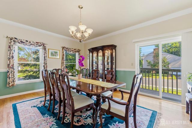 28 Wadsworth Avenue, Metuchen, NJ 08840
