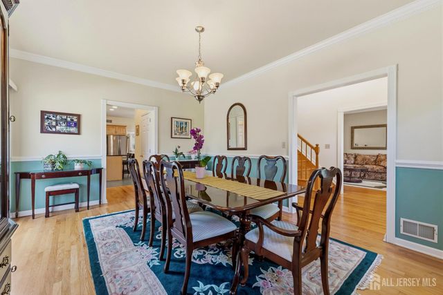 28 Wadsworth Avenue, Metuchen, NJ 08840