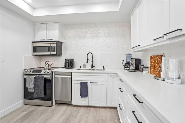 969 Hilgard Avenue 907, Los Angeles, CA 90024