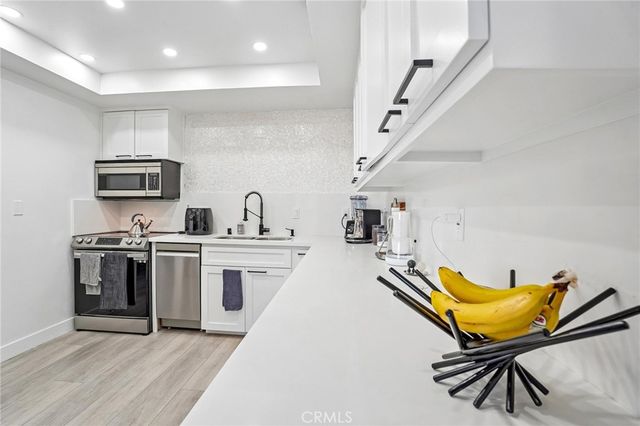 969 Hilgard Avenue 907, Los Angeles, CA 90024