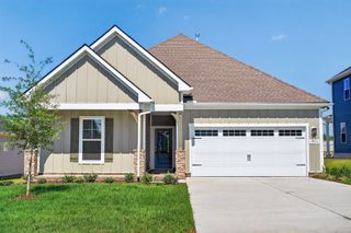 3915 Trinity Woods Rd, Columbia, TN 38401
