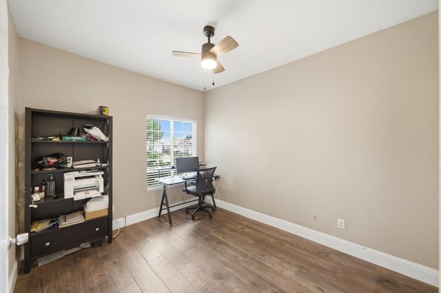 8408 Falcon View Dr, Antelope, CA 95843