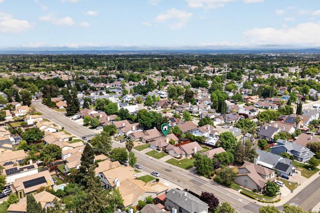 8408 Falcon View Dr, Antelope, CA 95843