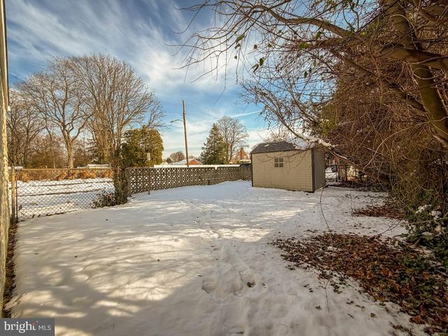 101 WALNUT LN, Yardley, PA 19067