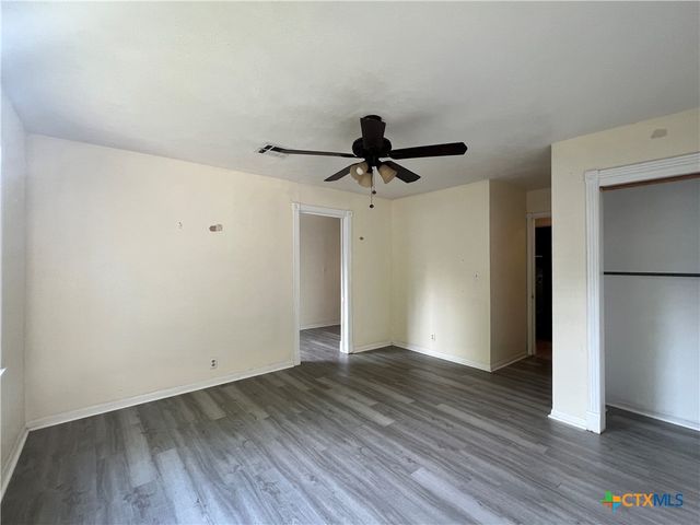 902 N 1st Street, Temple, TX 76501
