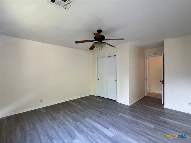 902 N 1st Street, Temple, TX 76501