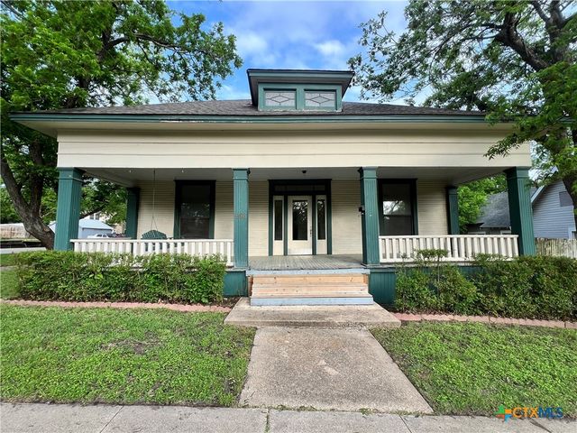 902 N 1st Street, Temple, TX 76501