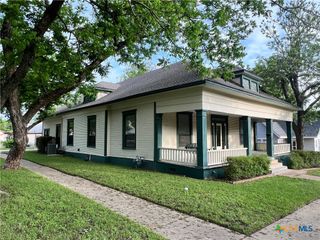 902 N 1st Street, Temple, TX 76501