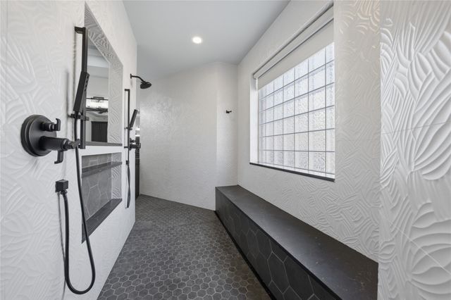 1617 Maple Drive, Tool, TX 75143