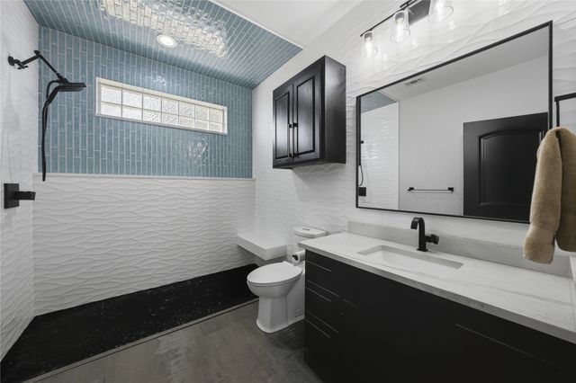 1617 Maple Drive, Tool, TX 75143