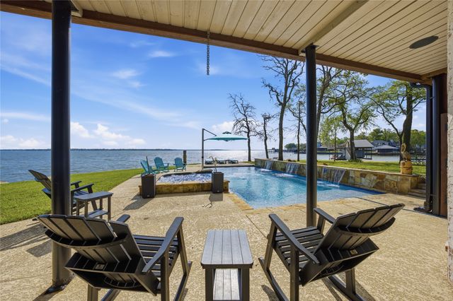 1617 Maple Drive, Tool, TX 75143