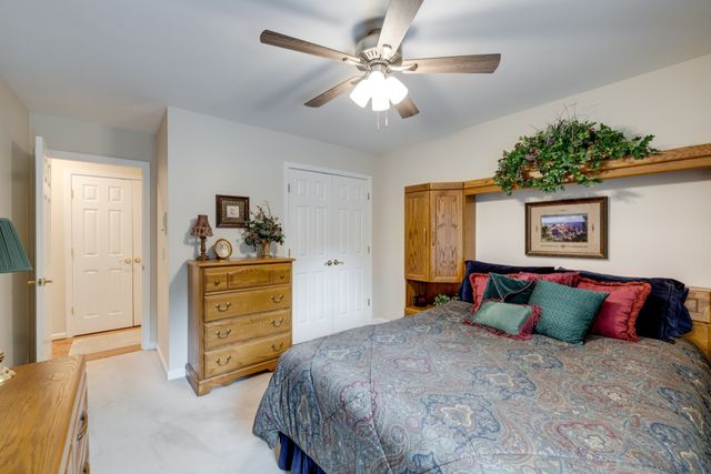 785 Glen Oaks Dr, Franklin, TN 37067