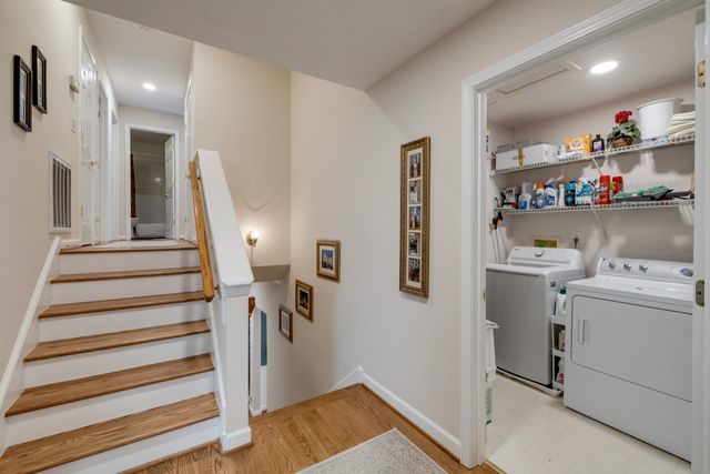 785 Glen Oaks Dr, Franklin, TN 37067