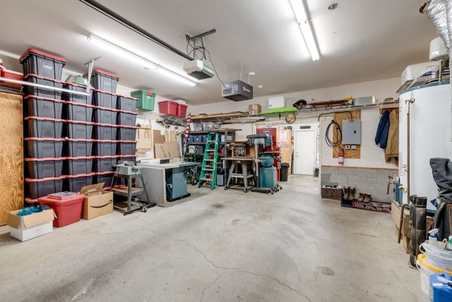 785 Glen Oaks Dr, Franklin, TN 37067