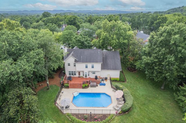 785 Glen Oaks Dr, Franklin, TN 37067