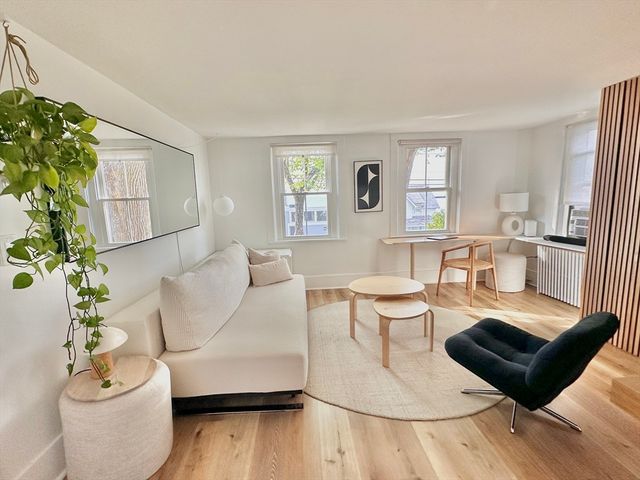 476 Commercial Street Unit 4, Provincetown, MA 02657