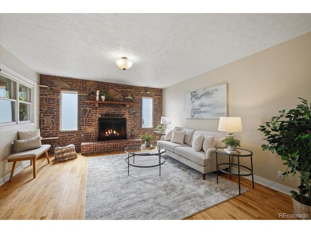537 Lincoln Ave, Louisville, CO 80027