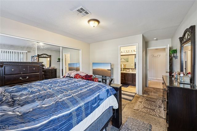 2132 Bavington Drive B, Las Vegas, NV 89108