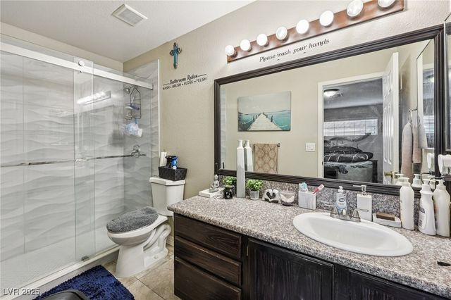 2132 Bavington Drive B, Las Vegas, NV 89108