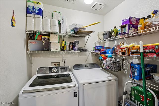 2132 Bavington Drive B, Las Vegas, NV 89108