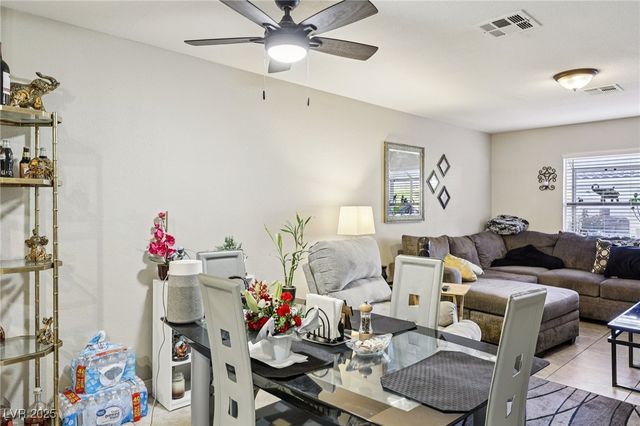 2132 Bavington Drive B, Las Vegas, NV 89108