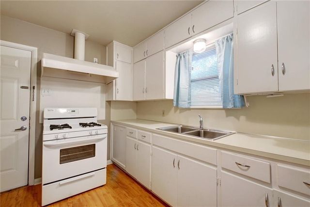 507 Bellevue PL A, Austin, TX 78705