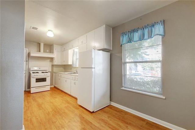 507 Bellevue PL A, Austin, TX 78705