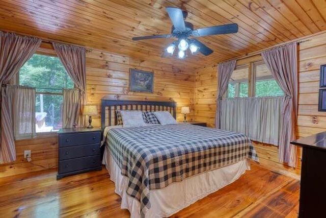 158 Red Oak Forest Lane, Murphy, NC 28906