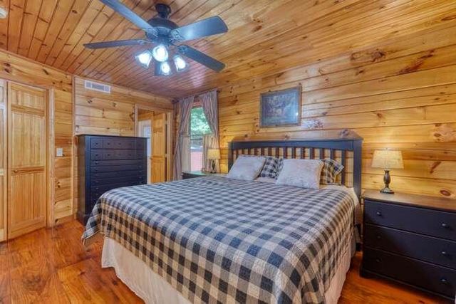 158 Red Oak Forest Lane, Murphy, NC 28906