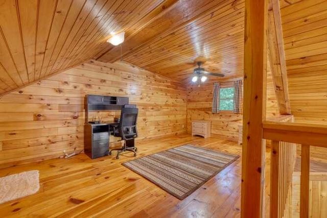 158 Red Oak Forest Lane, Murphy, NC 28906