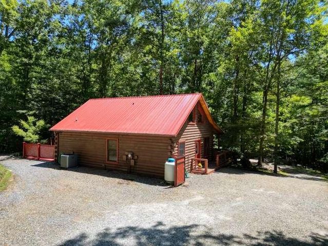 158 Red Oak Forest Lane, Murphy, NC 28906