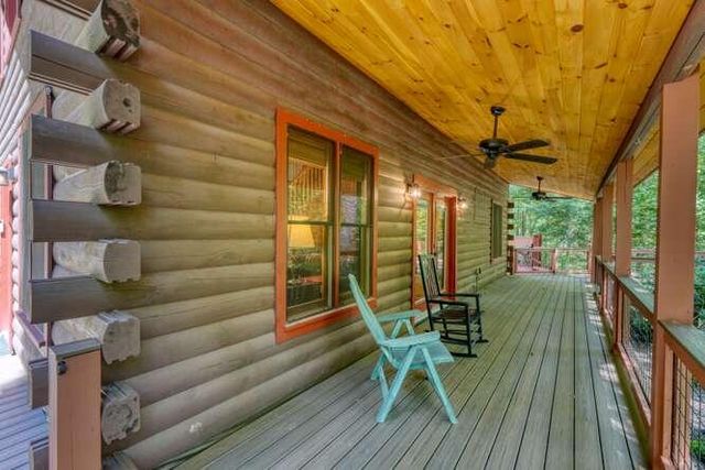 158 Red Oak Forest Lane, Murphy, NC 28906