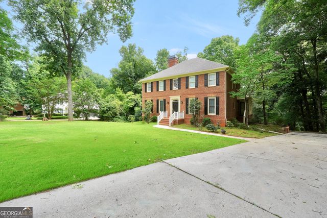 1180 Azalea Circle SE, Conyers, GA 30013