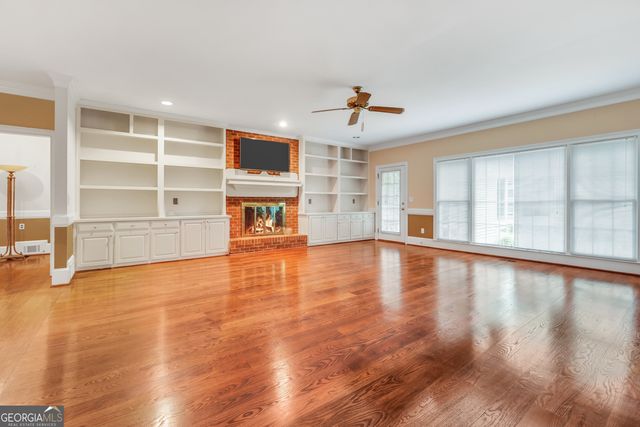 1180 Azalea Circle SE, Conyers, GA 30013
