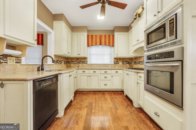 1180 Azalea Circle SE, Conyers, GA 30013