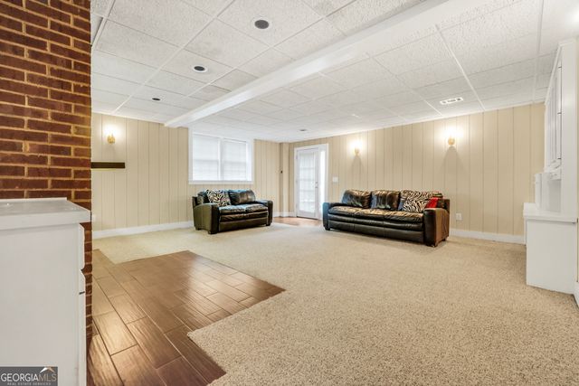1180 Azalea Circle SE, Conyers, GA 30013