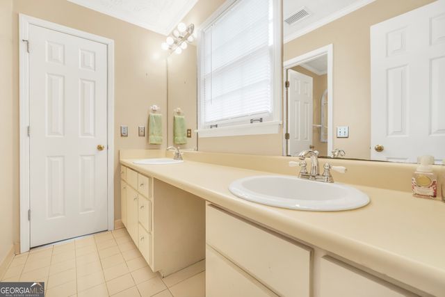 1180 Azalea Circle SE, Conyers, GA 30013