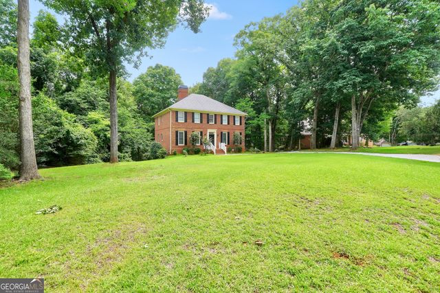 1180 Azalea Circle SE, Conyers, GA 30013