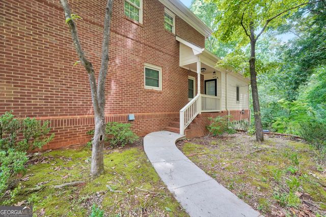 1180 Azalea Circle SE, Conyers, GA 30013