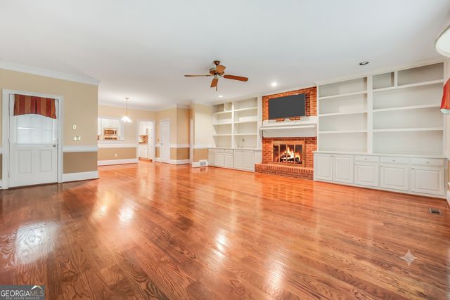 1180 Azalea Circle SE, Conyers, GA 30013