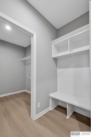 11011 S 104th Avenue, Papillion, NE 68046