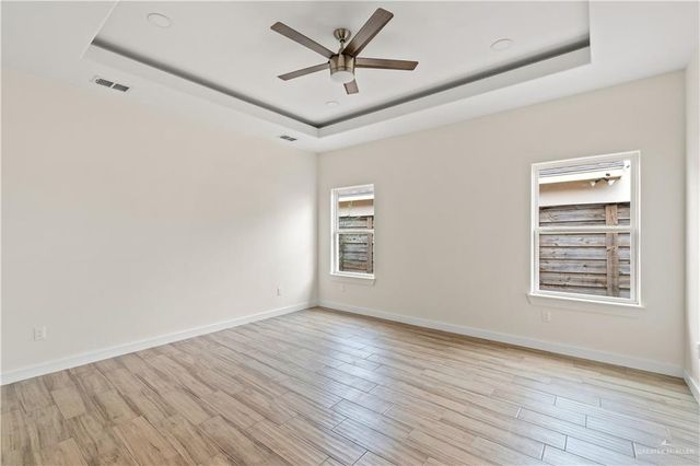 409 W La Pointe Avenue, Mission, TX 78573