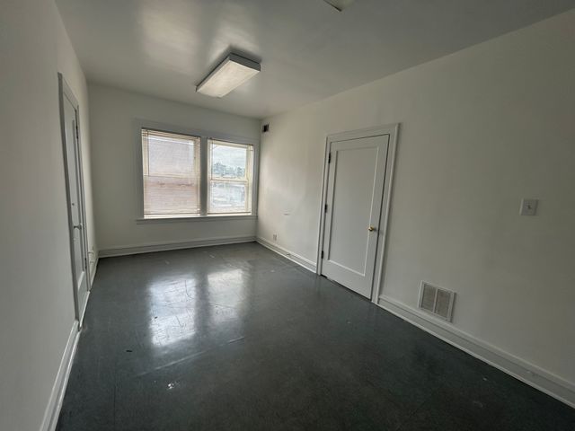 9453 S Ashland Avenue 14, Chicago, IL 60620